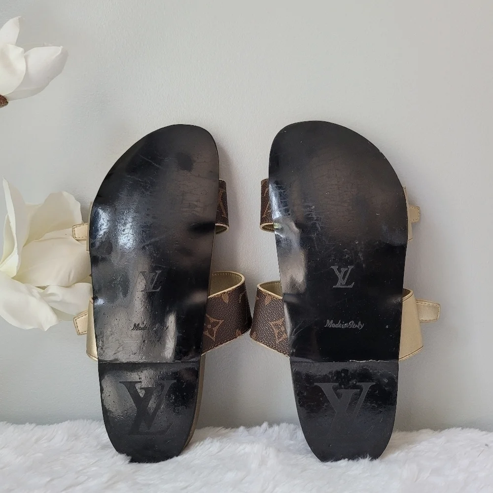 LOUIS VUITTON Bom Dia Flat Mule